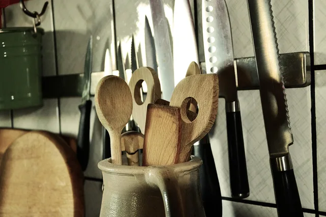 wooden spoon, knife, kitchen utensils, cook, kitchen, dishes, household, preparation, kitchen appliances, kitchen utensil, kitchen utensils, kitchen utensils, kitchen utensils, kitchen utensils, kitchen utensils, kitchen, kitchen appliances, kitchen appliances, kitchen appliances. Ghost kitchen licenses: four emails that confirm your list